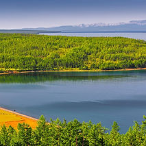 Beautiful lake and lots of trees in Khuvsgul lake