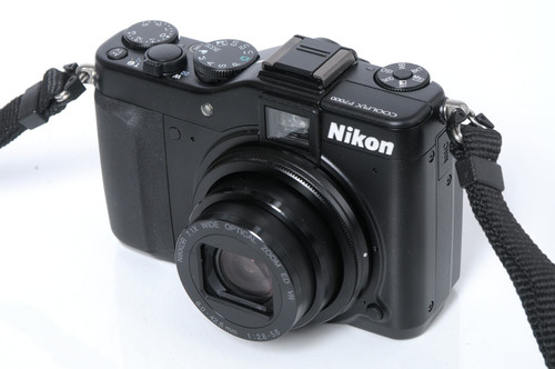 Nikon Coolpix P7000 | Chukocamera