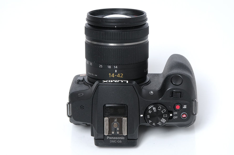 サムネイル： Panasonic Lumix DMC-G6 Black  G Vario14-42/3.5-5.6 OIS つき