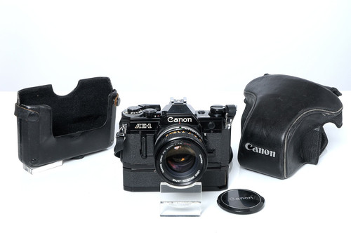 Canon AE-1 一眼レフカメラ FD 50mm f/1.4 Canon AE-1 SLR Film Camera Canon AE-1 一眼レフカメラ FD 50mm f/1.4 Canon AE-1 SLR Film Camera