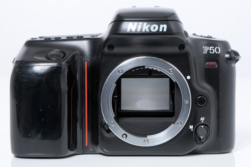 Nikon F50 Black | Chukocamera