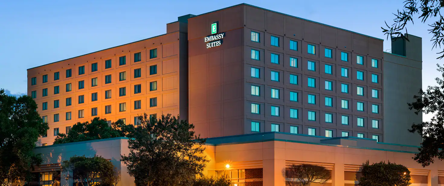 embassy-suites-by-hilton-raleigh-durham-research-triangle-exterior-1141907.webp