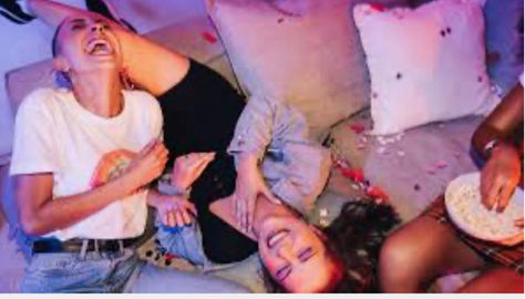 How to Plan the Perfect Girls’ Night In (The Tipsy Petal way......)