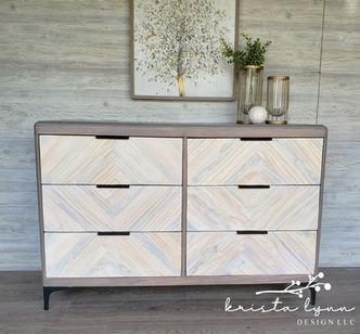 Dresser001.jpg