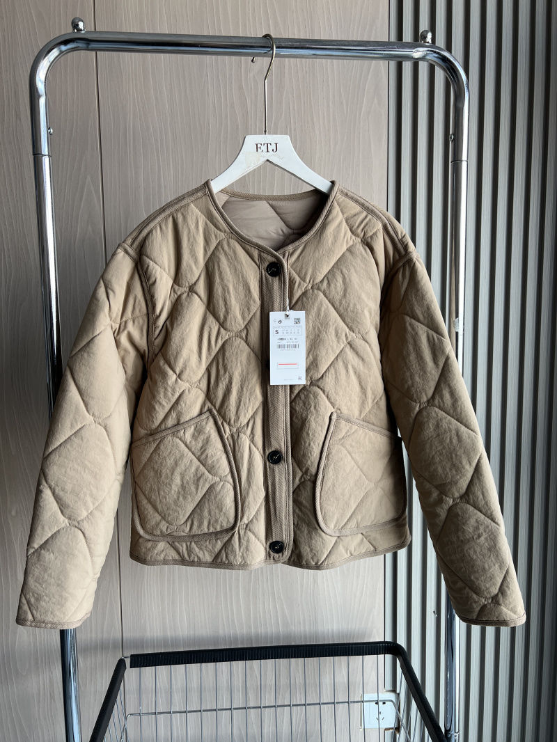 Thumbnail: ETJ 2025  Spring new women's vintage crewneck quilted cotton-padded loose versio