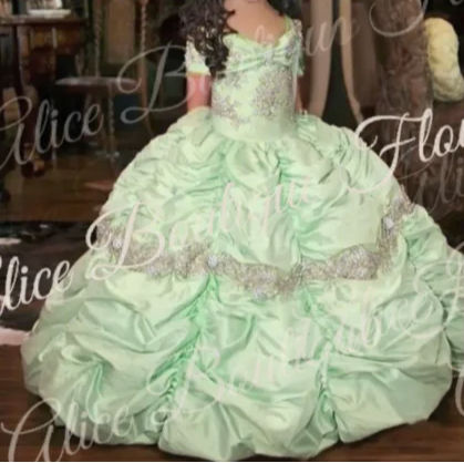 Thumbnail: Retro Princess Beaded Flower Girl Dresses Lace Taffeta Little Girl Wedding Dress
