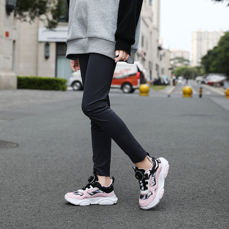 Thumbnail: Childrens Sports Shoes Girls Daily Comfort New Lightweight Trendy Sports Tennis 