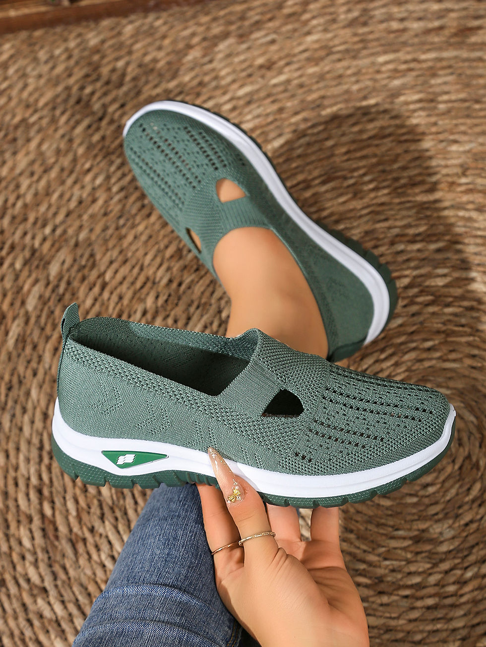 Thumbnail: women's summer shoes - casual sneaker, Non-slip sole design, fly-woven upper is 