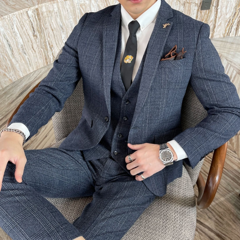 Thumbnail: British Korean Style High Quality Modified Plaid Three-Piece Suit for Men - Styl