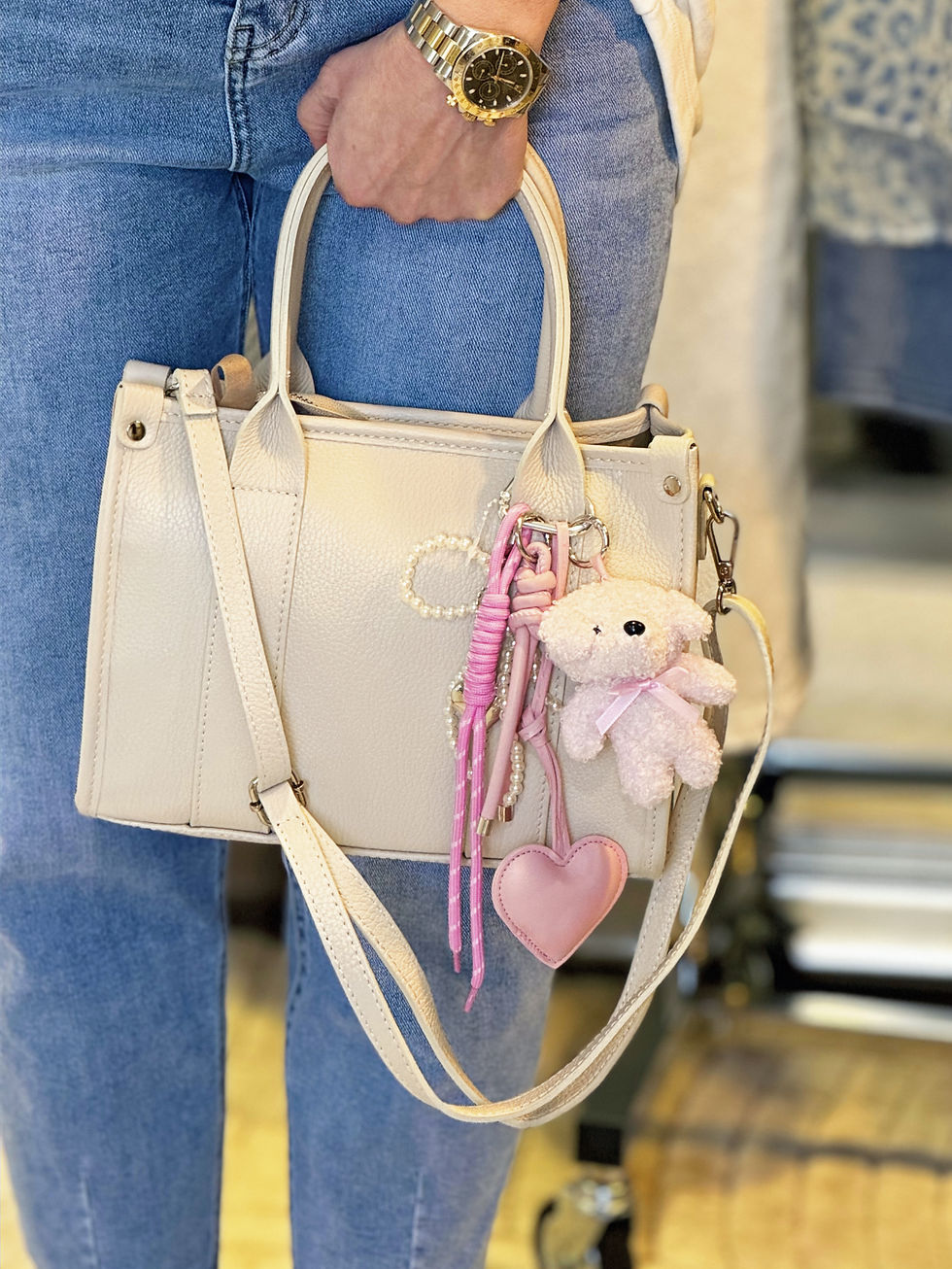 Miniaturbild: Ledertasche beige mit langem Griff