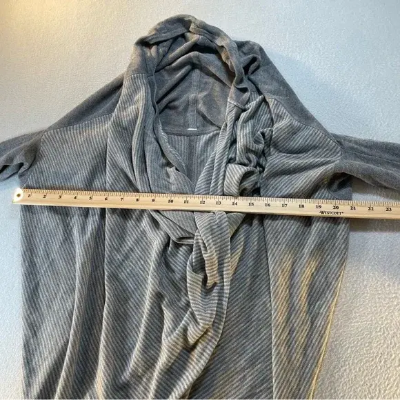 Thumbnail: Lululemon Iconic Wrap Sweater Style# W3K05S