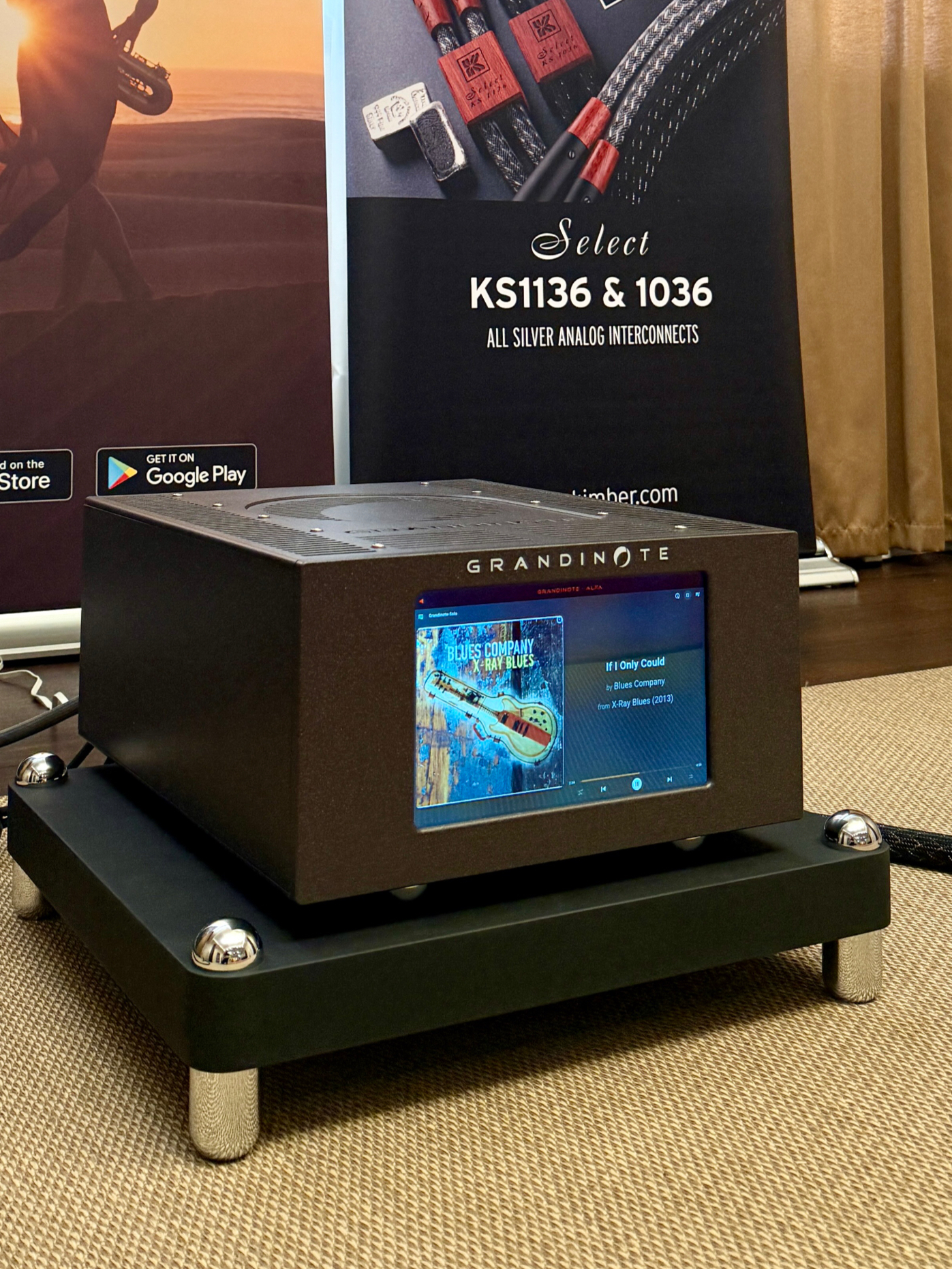 Detailed view of the Grandinote Solo integrated amplifier.