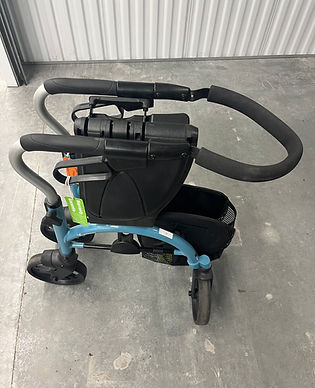 Evolution Xpresso Centrefold walker with padded handles