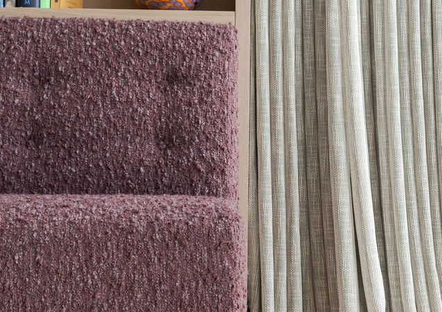 maatwerk kastenwand met gestoffeerde eettafelbank