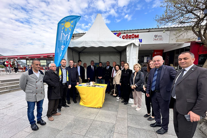 İyi Parti Milletvekili adayı Sn. Bilal Uzun Esfan Ziyaretinde
