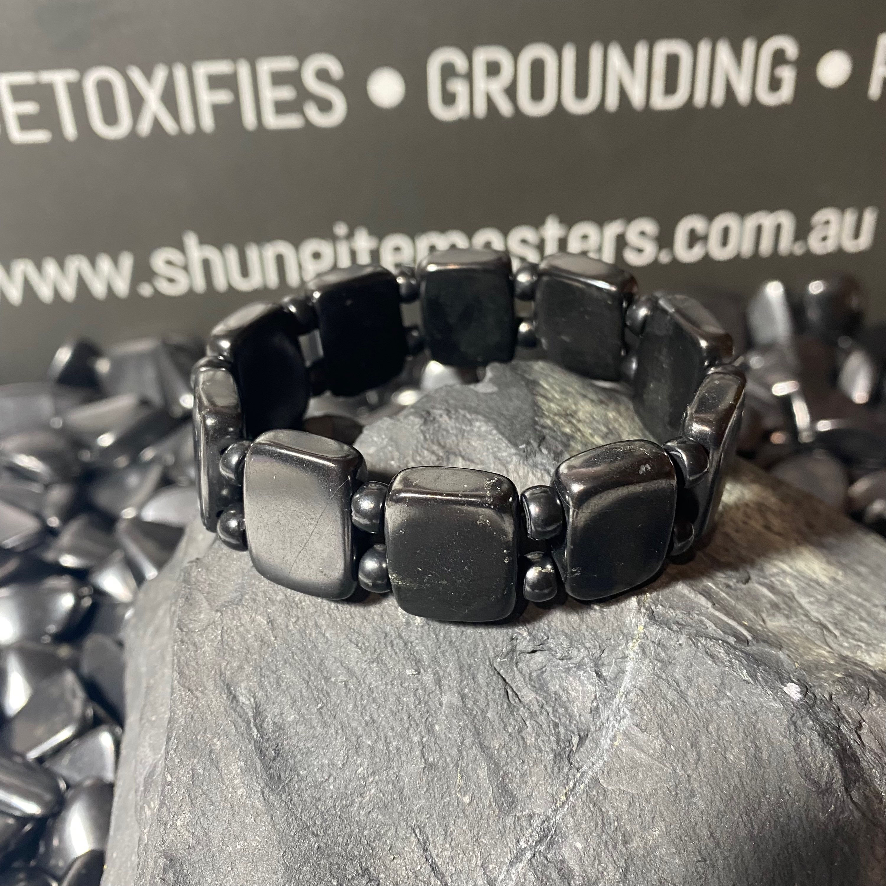 Flat Shungite Bracelet approx. 19.5cm