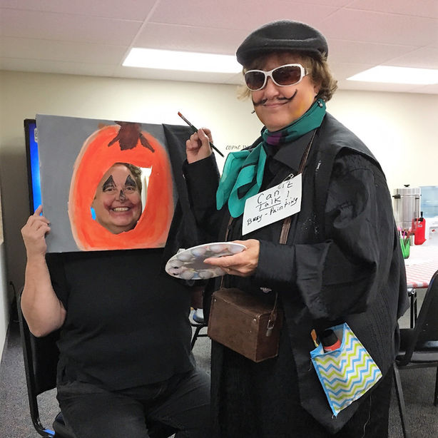 Dress up contest