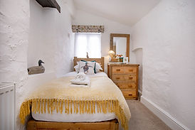 Jasmine Cottage_24-10-05_8360.JPG