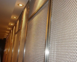 メタルウォール