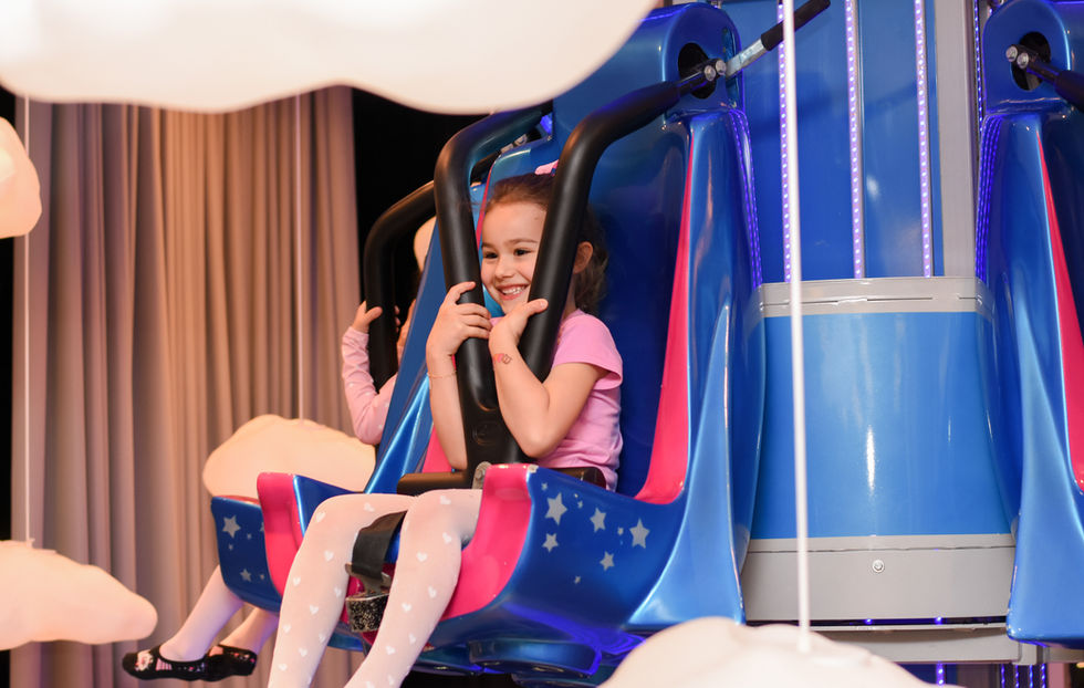 Cobertura fotográfica de eventos infantis em Curitiba e Região metropolitana. Fotografia Infantil, Curitiba, Fotográfa. Tema pop it, salão star happy