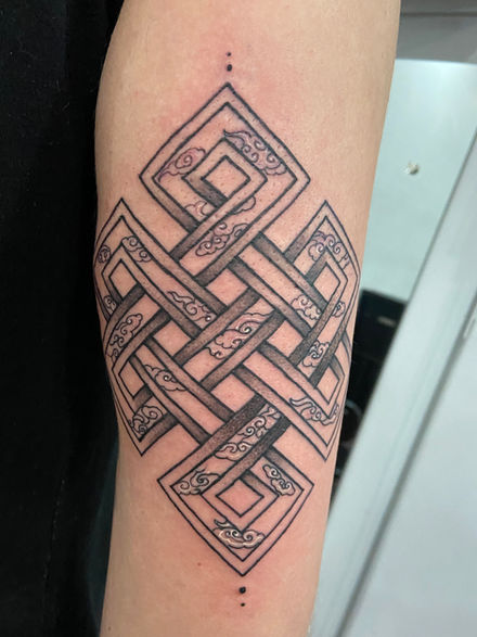 realistic tattoo realism tattoo black and gray tattoos tattoos for men tattoos for women girls boys bold tattoo geometrical symbol viking tattoo