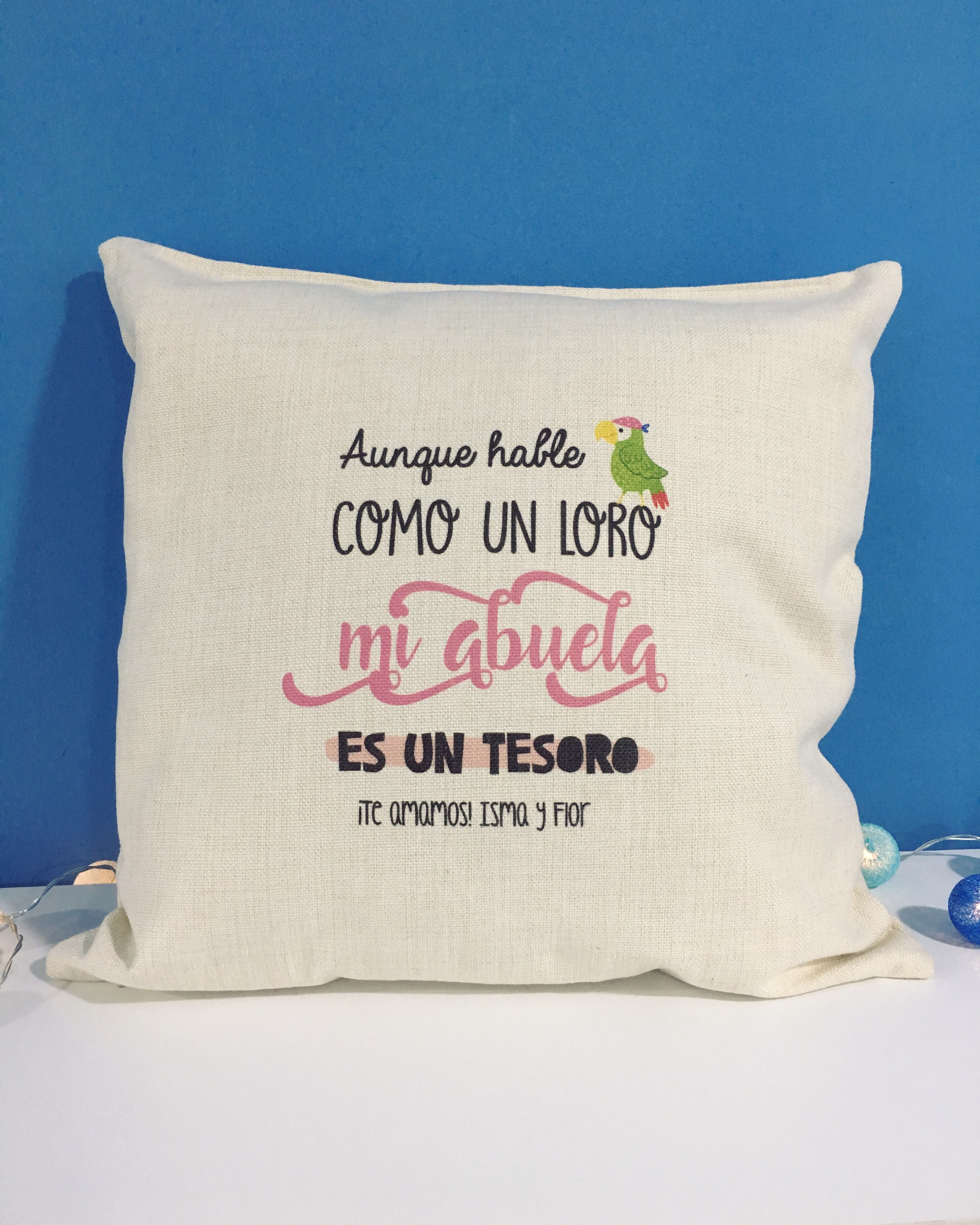 Almohadón Abuela Loro