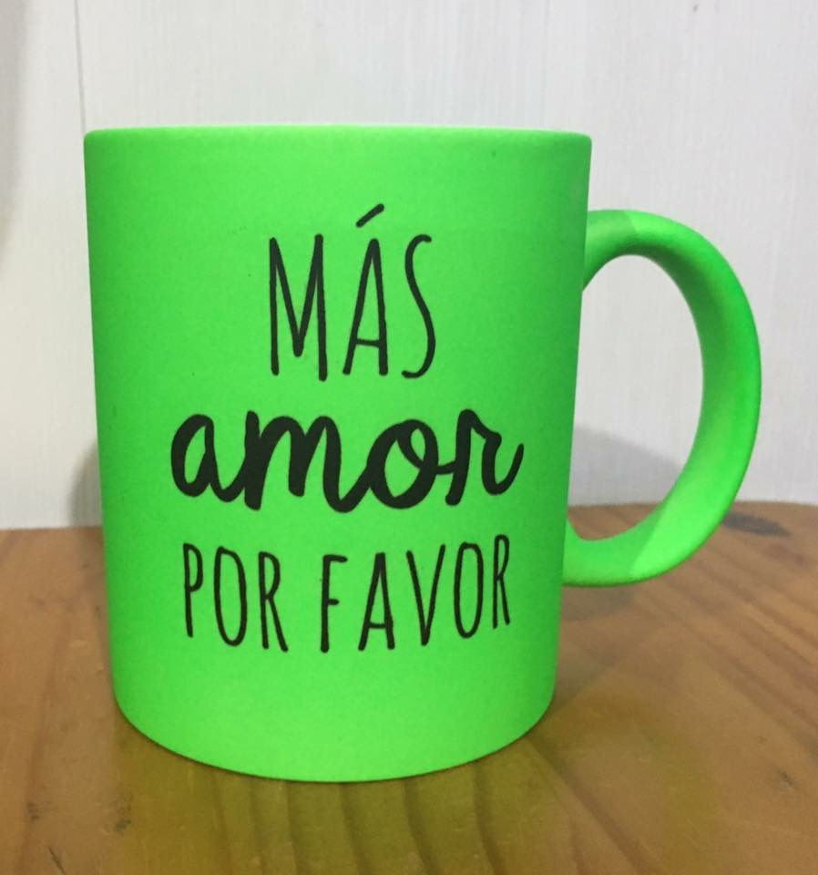 Taza neón Más amor