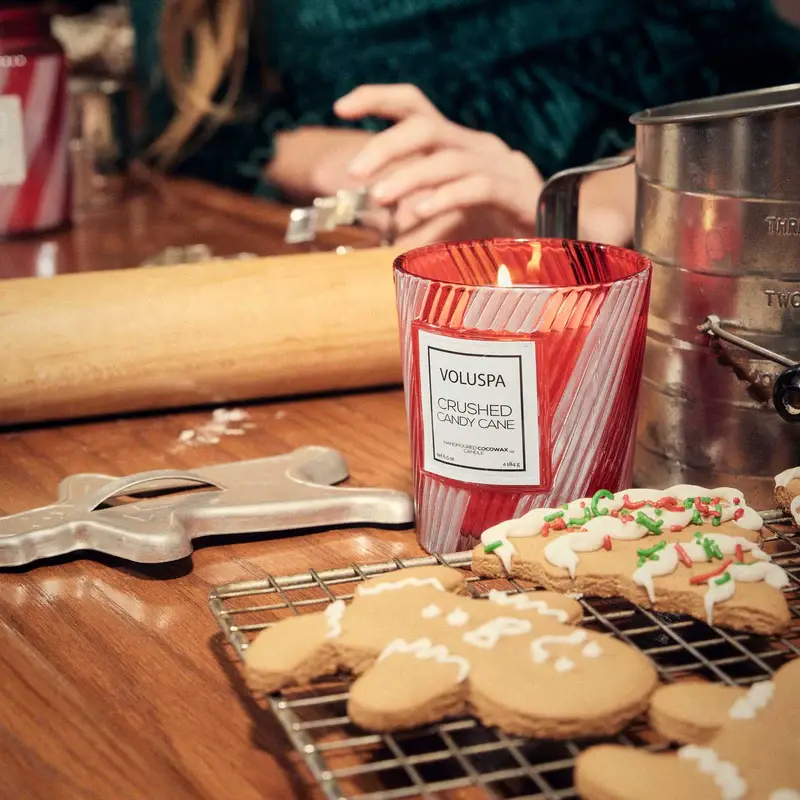 Thumbnail: Crushed Candy Cane - Classic Candle