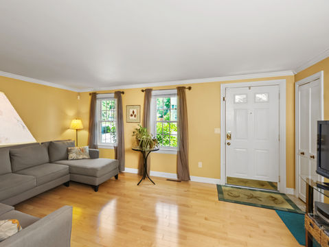 Professional Inside MLS HDR Imagery - Living Room - Newmarket NH