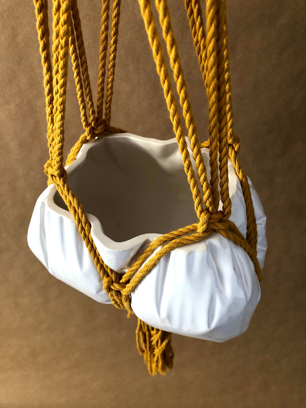 Thumbnail: saco planter