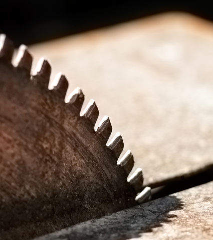 Saw
