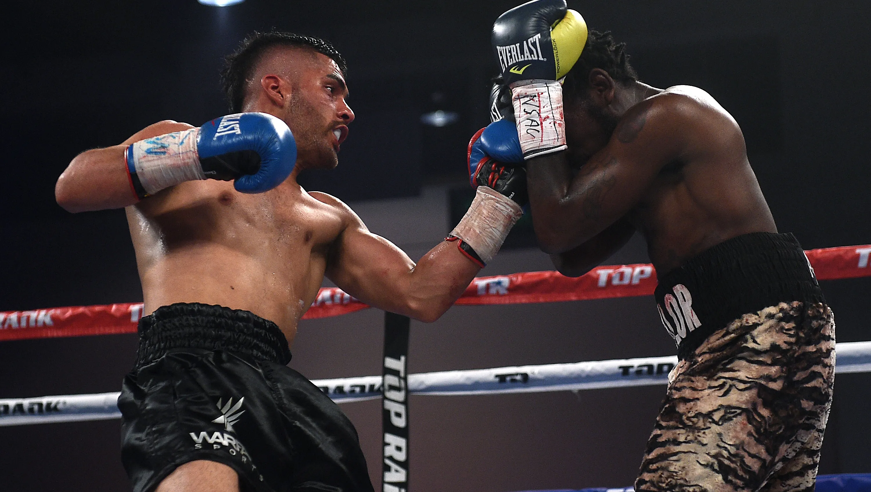 636296289980888619-REN-BOXING-050517-05.webp