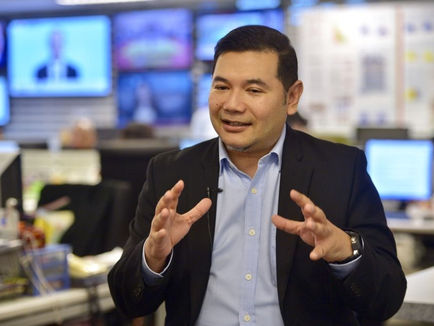 Dari longkang mana Rafizi kutip fakta? Soal Najib Razak.