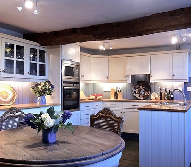 CID CARR OXFORDSHIRE HOUSE CLASSIC KITCHEN