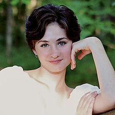 Headshot (2) - Avaleigh Stalcup 'student'.jpeg