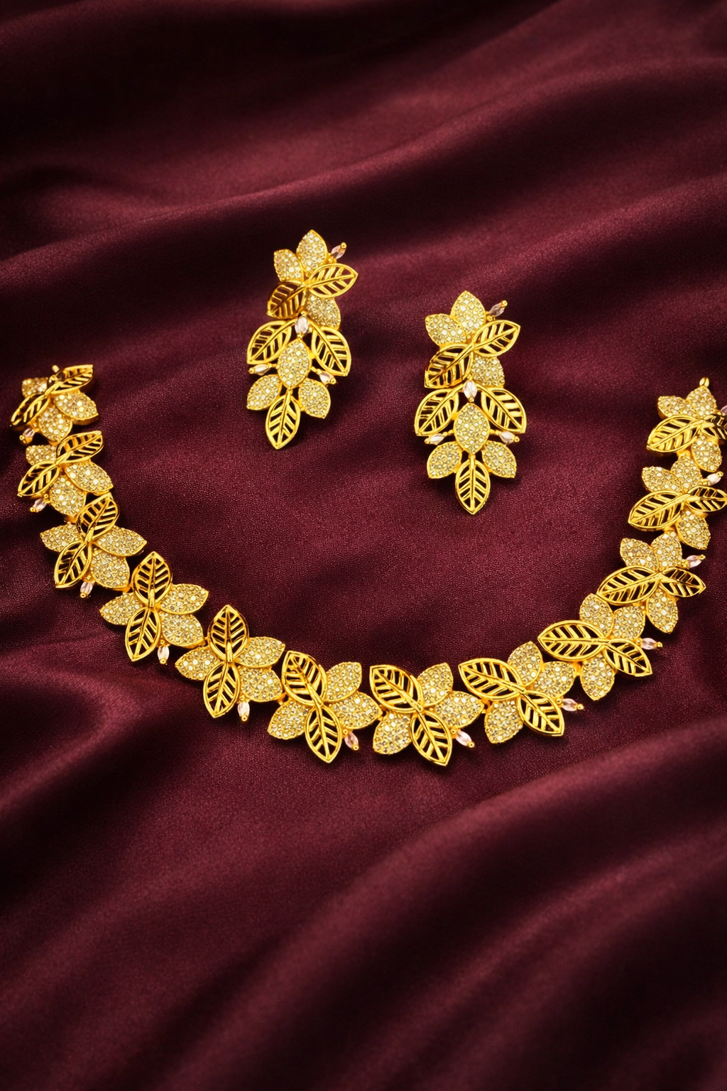 Gold Plated Floral Leaf Motif Necklace Set