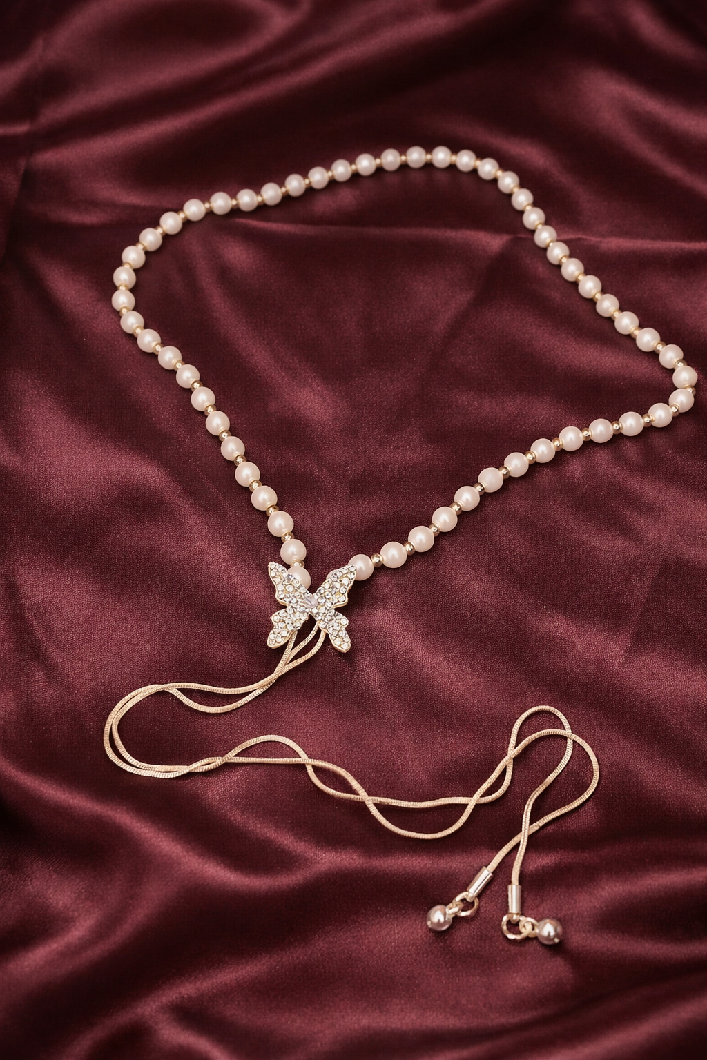 Minimalist Pearl Bead Butterfly Pendant Necklace