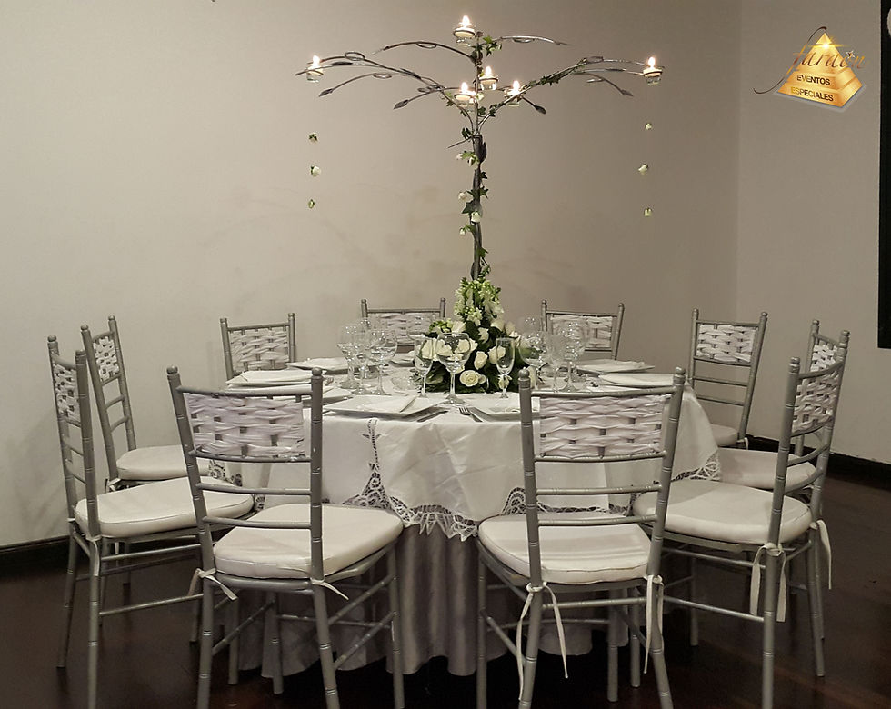 Miniatura: SOBREMANTEL BLANCO BRUJAS MESA 1.20 MTS