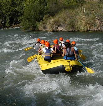 rafting-in-mendoza-argentina-1-1408666.j