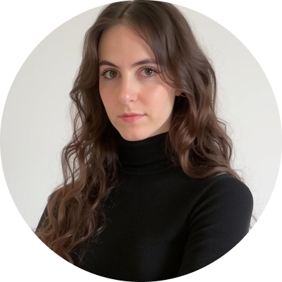 Regina Harsanyi.png