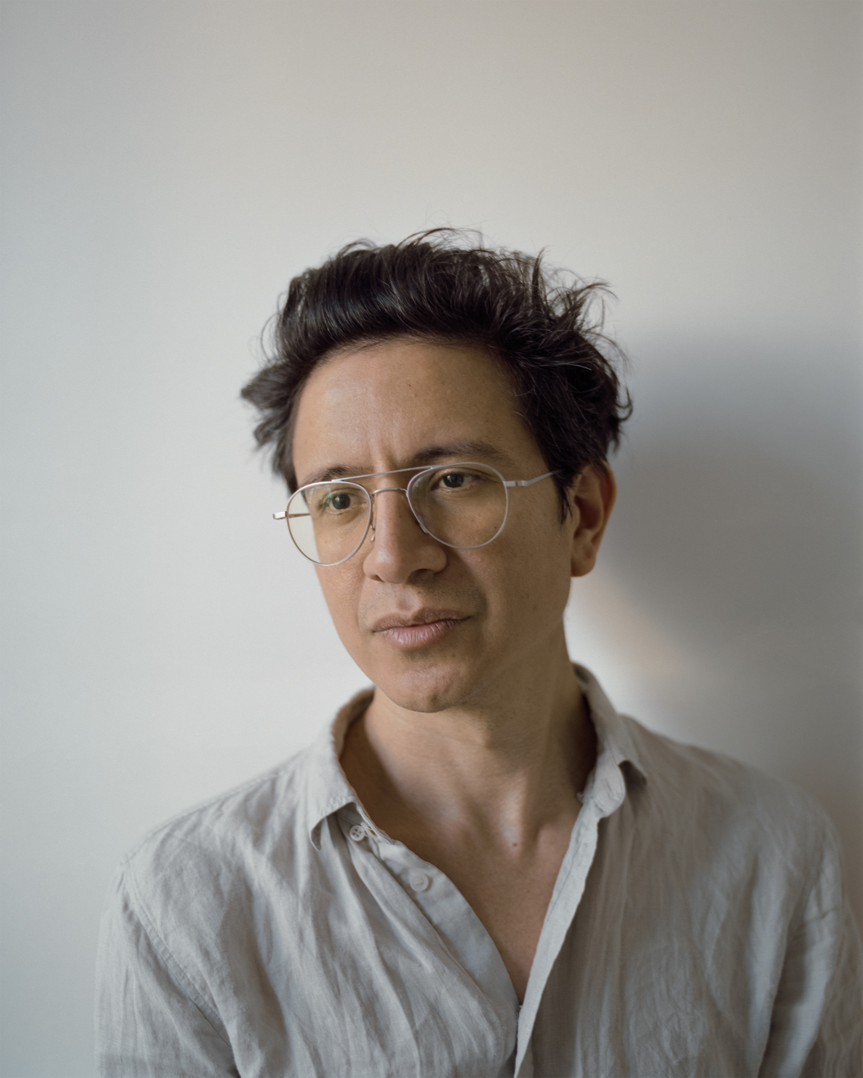 01 - Oscar Santillan - portrait by Wouter le Duc.jpg