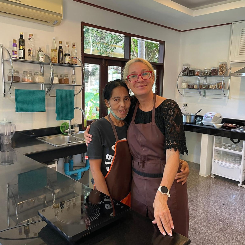 Formation culinaire à Koh Samui avec des chefs thaïlandais, perfectionnement des saveurs authentique