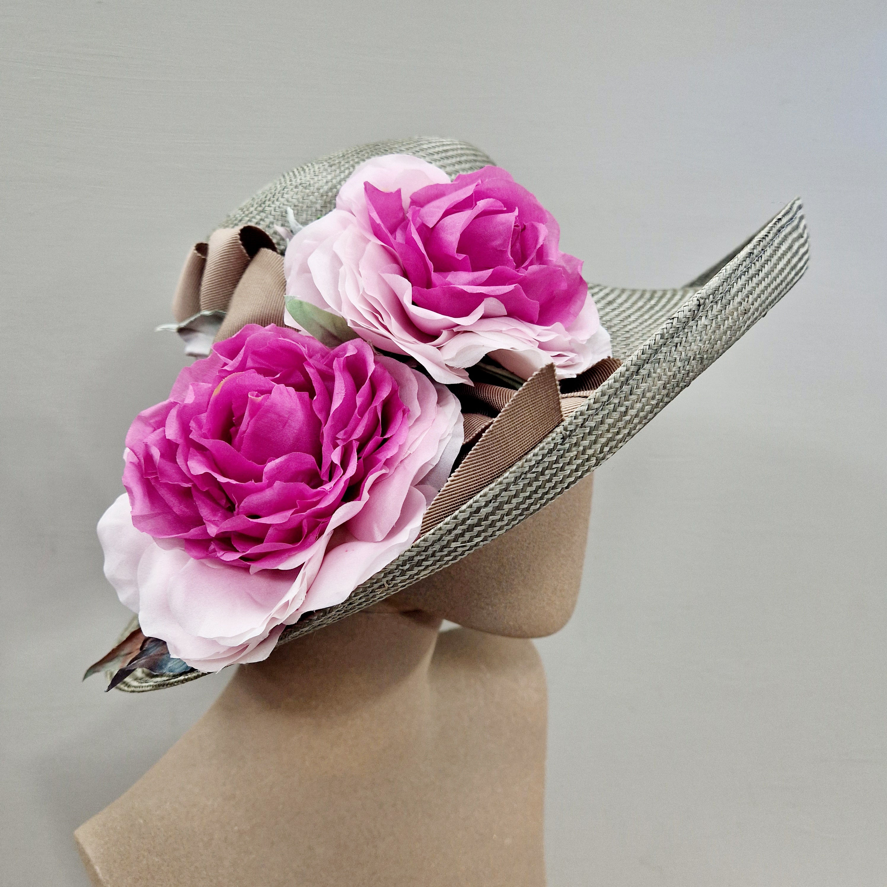 Romantic Wide Brim Green Straw Hat with Handmade Pink Silk Flowers