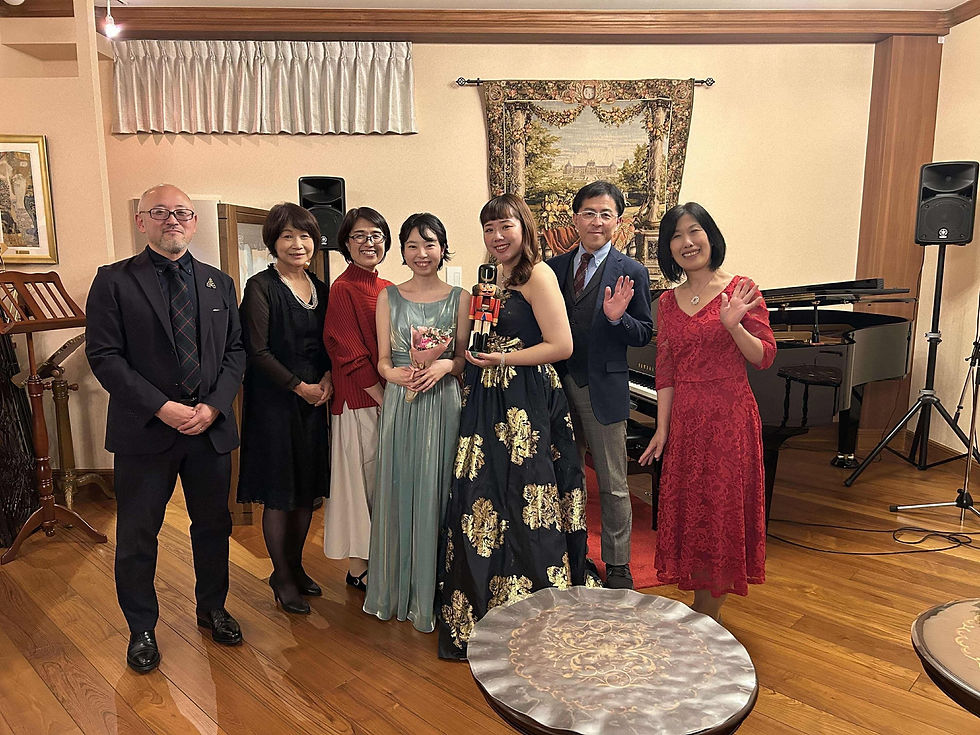 絵本チームと友人との写真