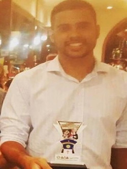 HELTON CARLOS