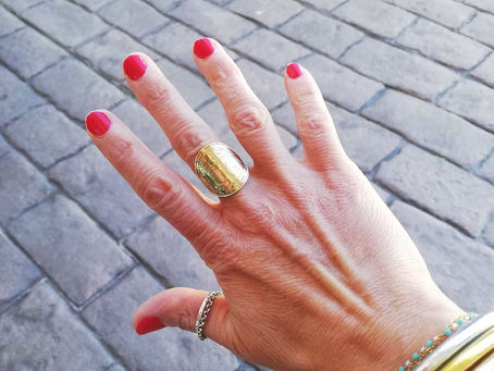 Bague pièce de monnaie : signification et symbolique