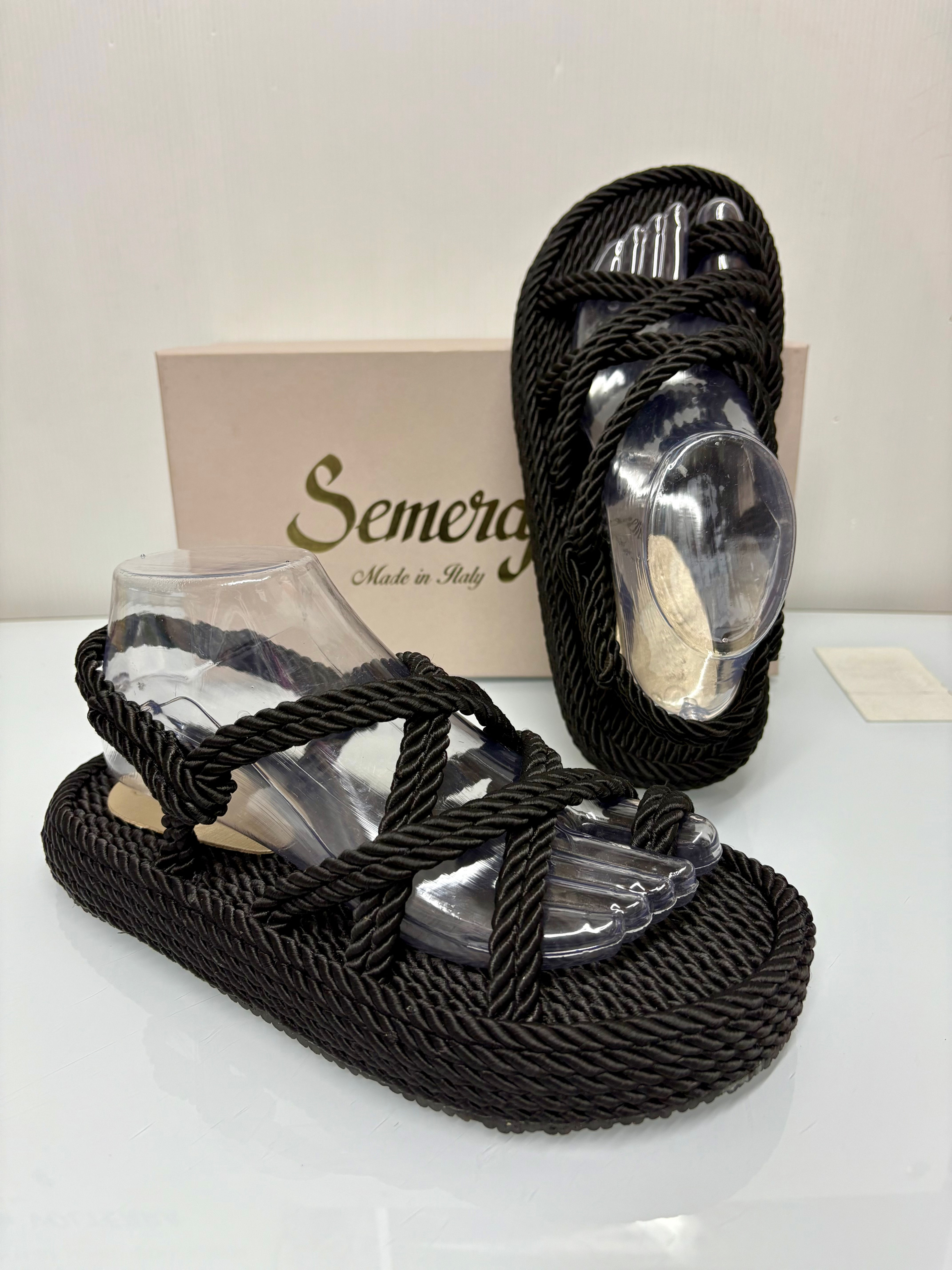Sandales Semerdjian 402 T36 ou 40 
