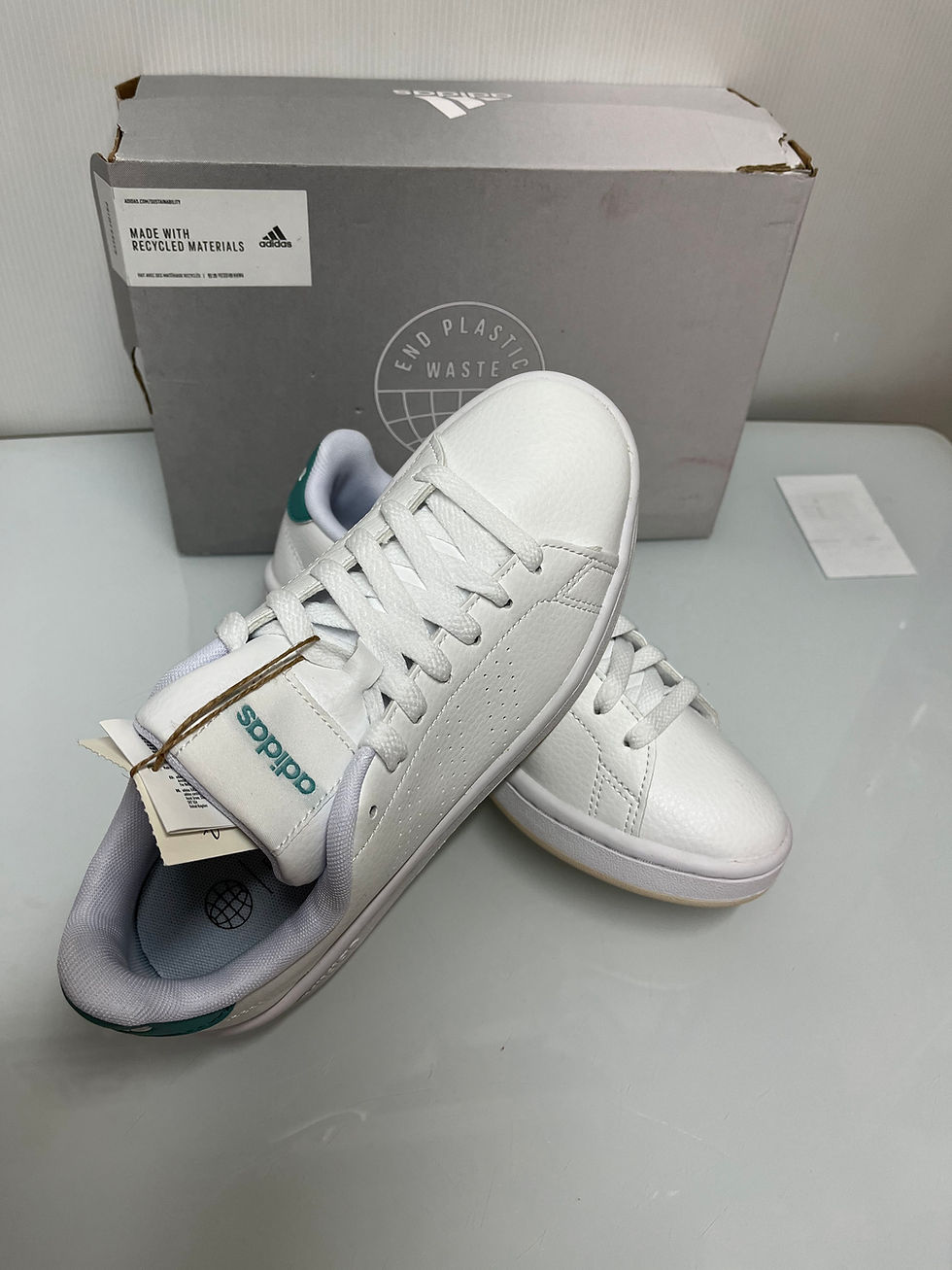 Miniature : BASKET ADIDAS  T37,5