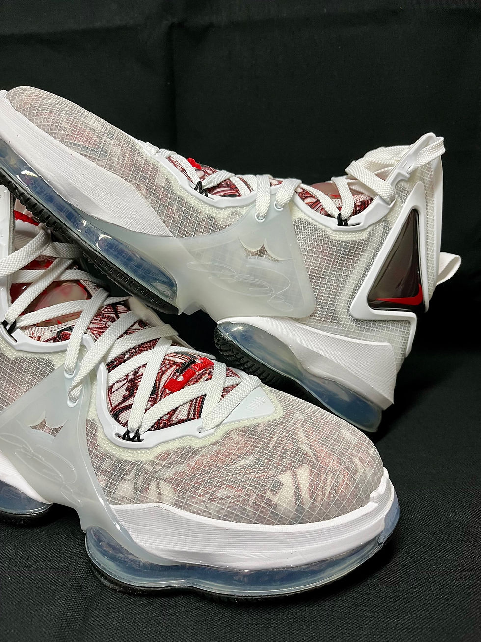 Miniature : Basket Nike Lebron 19 Skech T46 