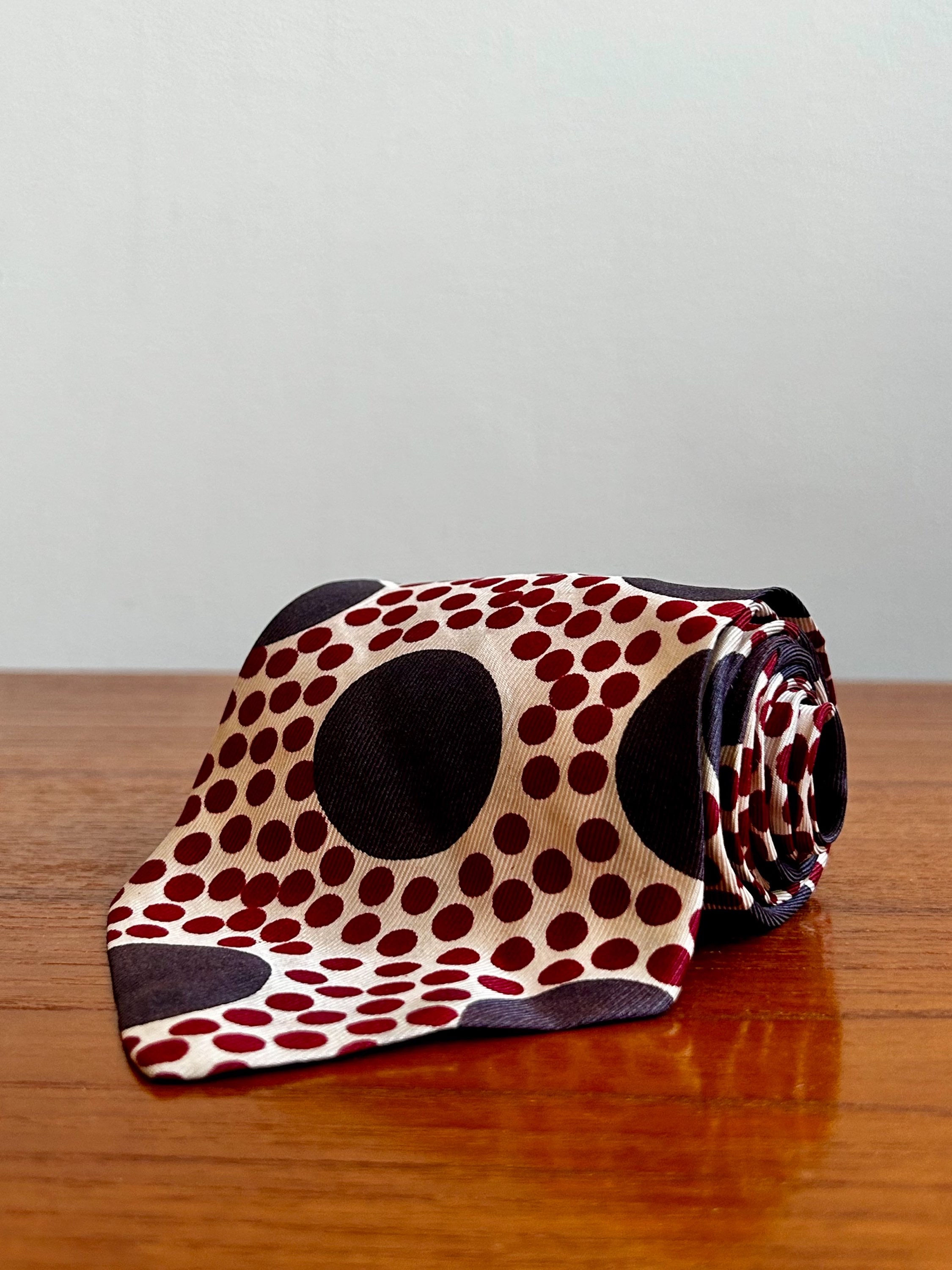 Vintage Academy Men’s Shop Silk Polka Dot Tie 